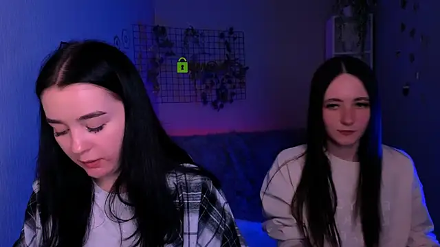 bella_dornn Webbikameraesitys