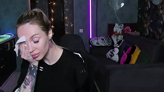 Chat XXX en directo de Blckmirrorr