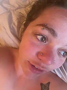 staceybarnesNjamesbrookxx Webcam Show