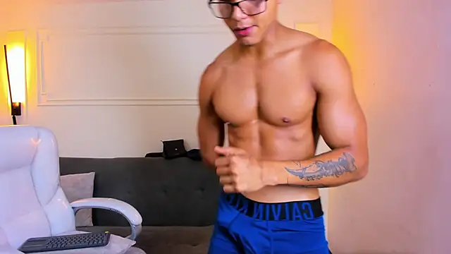 Paradise_boy_s' Live XXX Chat