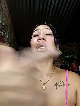 Rous-squir's Live XXX Chat