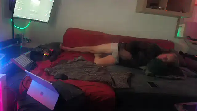 Davidxxx1982: διαδικτυακό σόου στην κάμερα