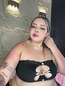 GenesisBlaze's Live XXX Chat