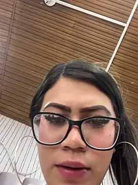 Chat +18 de AMBERFONSECA ao vivo