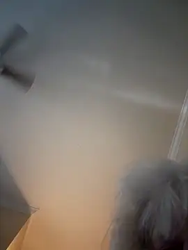 Chat +18 de IMS_BHAVEN ao vivo