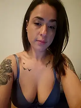 Онлайн чат XXX LydiaMaus96