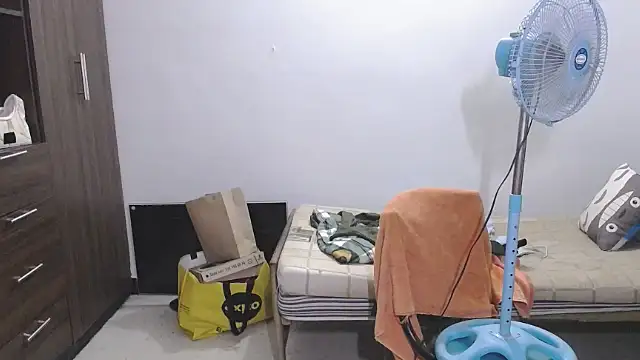 Mirage_Sertori Show in webcam