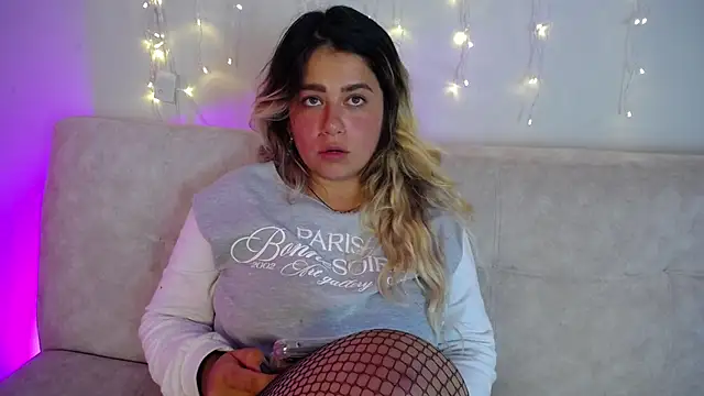 Sweet_Bella_Valery 라이브 XXX 채팅