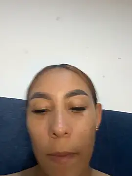 Little-Engel 网络视讯表演