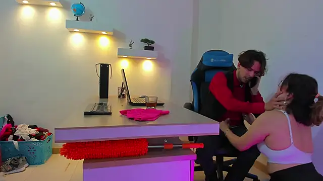 Chat XXX en directo de ScaraAndTomy