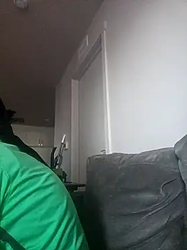 yourMasterisBored Live XXX Chat