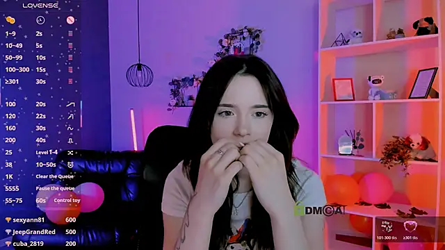 Chat XXX Live liana_kisses