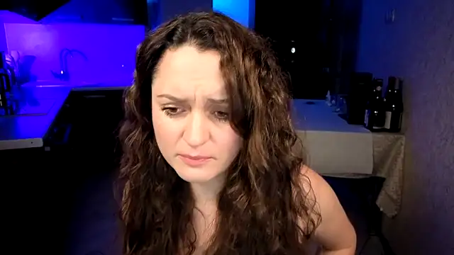 Chat +18 de Cerann1 ao vivo