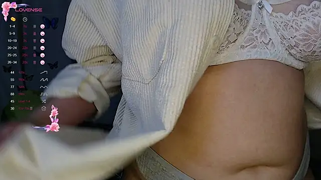 Phantommira's Live XXX Chat