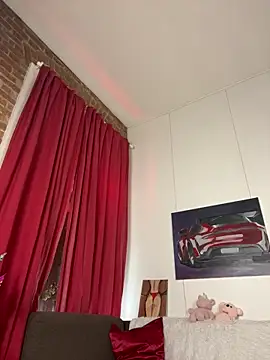 دردشة MyKittySayMeow الجنسية المباشرة