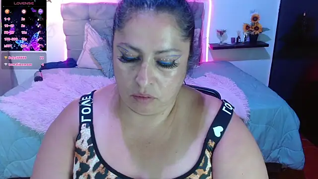 Keyla01_: απευθείας συνομιλία ΧΧΧ