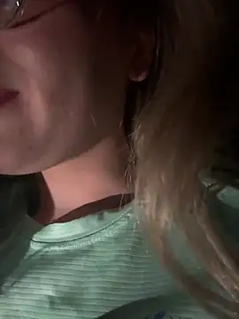 Chat +18 de NicoleCut ao vivo