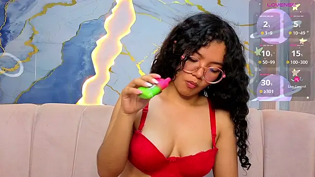 victoria_castillo_b: онлайн-секс-чат