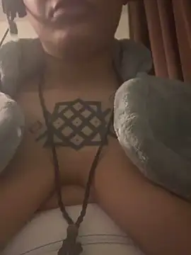 nickytheehawtie's Live XXX Chat