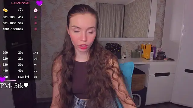 Chat +18 de YonaBones ao vivo