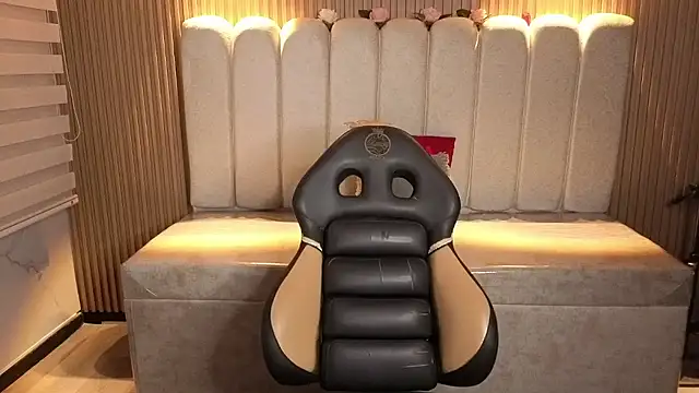 _Mia_Evans_1n Live XXX chat