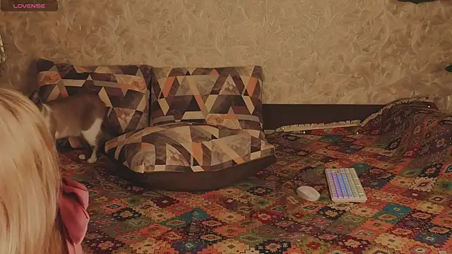 EternalOphelia Adlı Modelin Web Kamerası Şovu