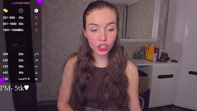 Chat XXX ao vivo de YonaBones