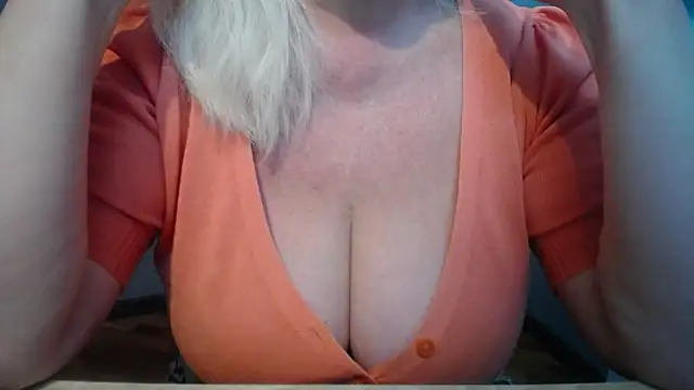 BlondyLeeBest's Live XXX Chat
