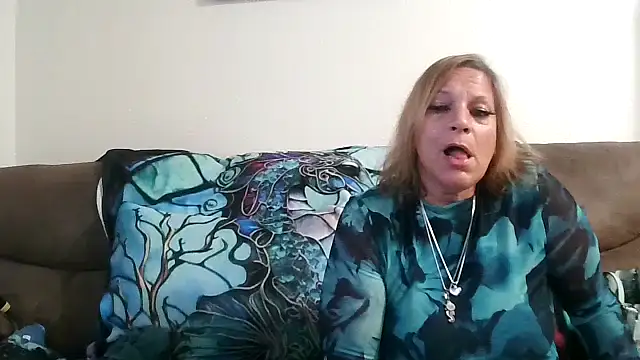 Victoria121565Harley élő XXX-chatje