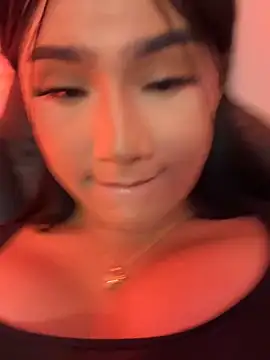 Vale_prado élő XXX-chatje