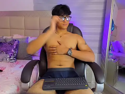 mathias_oberlin Show in webcam