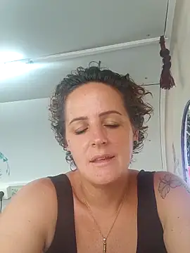 emiliemilf Live XXX-chat