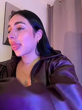 isabella_jadeのライブXXXチャット