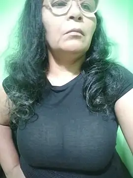 Amarantha25's Live XXX Chat