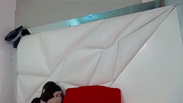 Chatroom XXX en direct de Liarr_