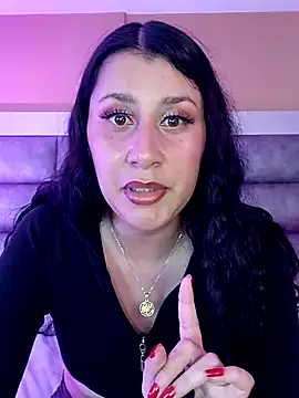 LunaDamasco's Live XXX Chat