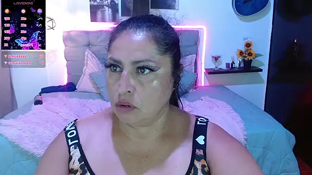 Keyla01_ Adlı Modelin Canlı XXX Sohbeti