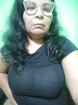 Amarantha25のライブXXXチャット