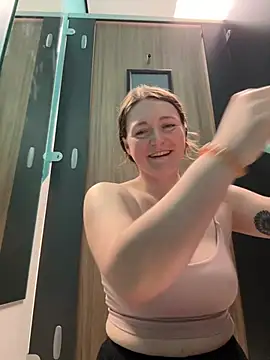 BonnieUKx Chat XXX in diretta