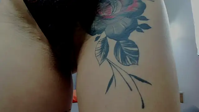 Mia_Reyesjs Chat XXX in diretta