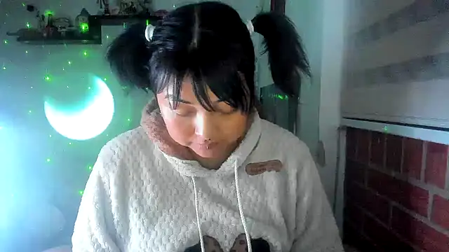 Shaddycute_ – Naživo XXX chat