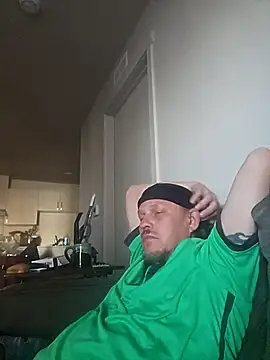 yourMasterisBoredn Live XXX chat