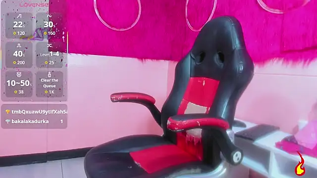 Esthefania_Hernandez Show in webcam