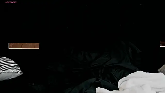 Brad_Scot_Patrick Live XXX-Chat