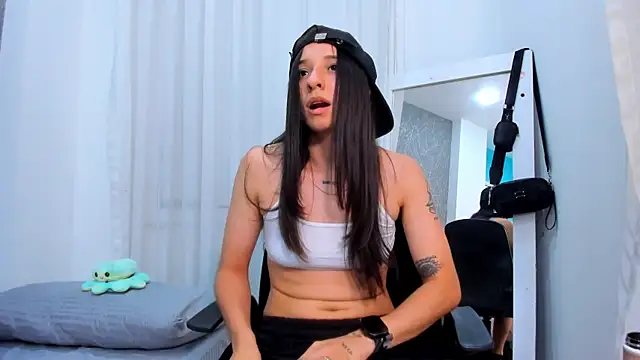 ViictoriiaSaenz's Live XXX Chat