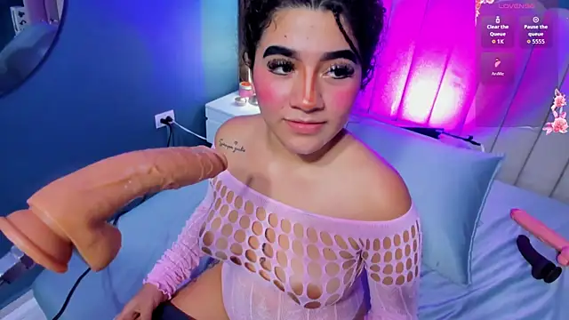 little_valentinaa's Live XXX Chat