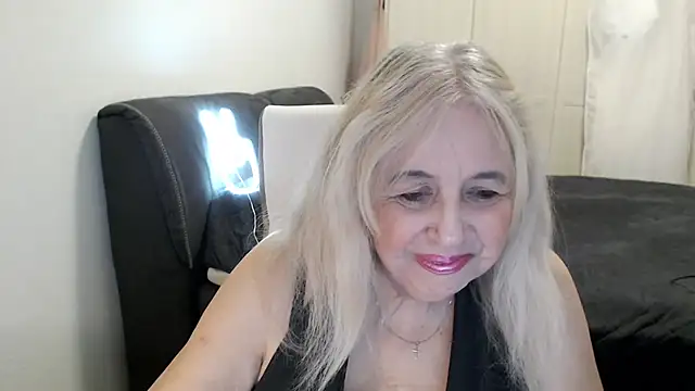 دردشة SusiLifeXXX الجنسية المباشرة