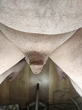 XXX chat uživo modela TobyDick13