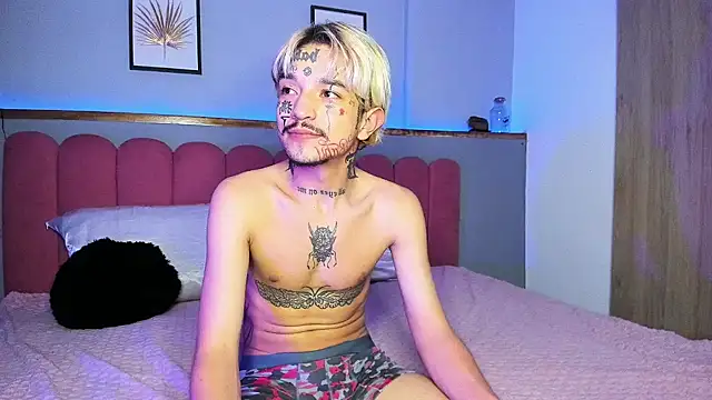 XXX chat uživo modela MidnightSinners