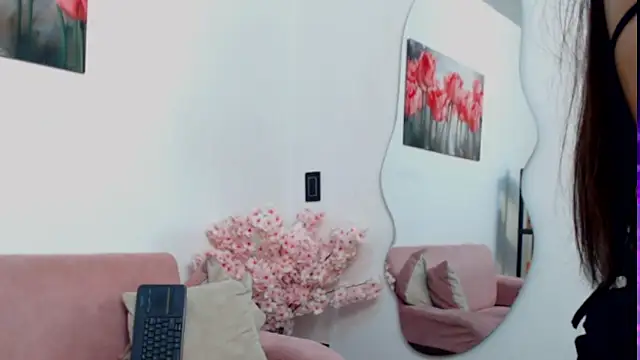 Chat +18 de pinky_f00x ao vivo